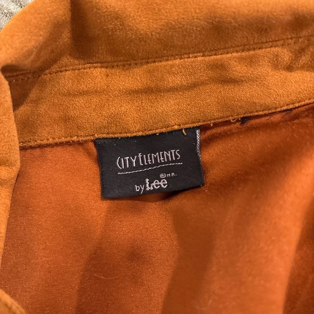 Rust Button-Up Shirt - Picture 4 of 4